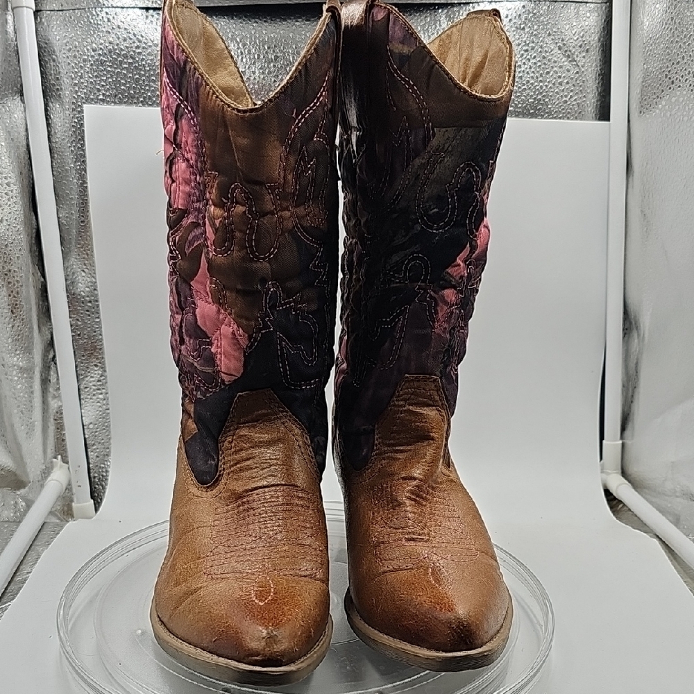 C Brown and Pink Women's Cowboy Boots 6.5 W YUMA CAMO - Picture 3 of 10